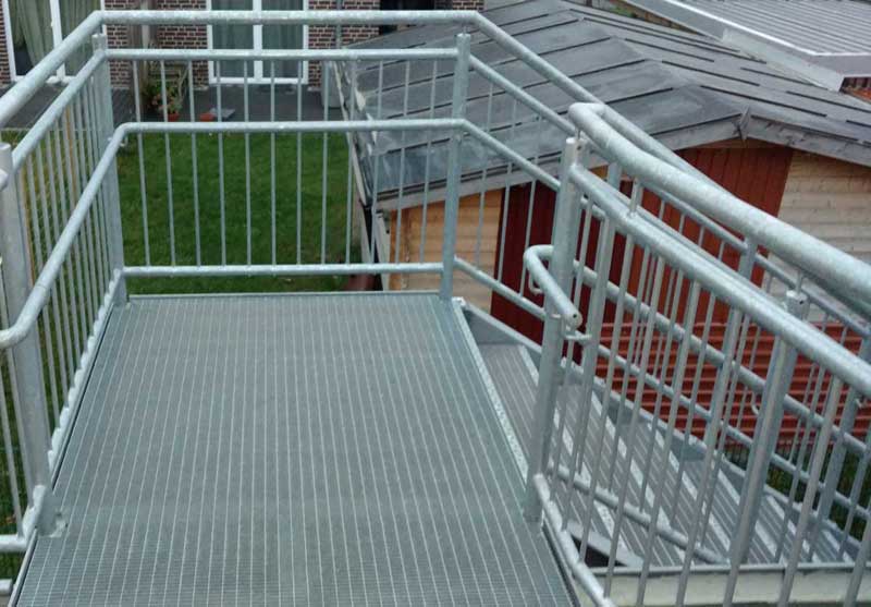 Terassen Balkone Gelaender Stahl Johannsen Metallbau